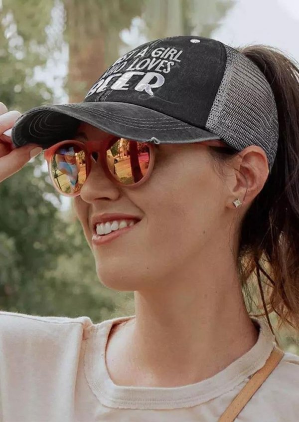 Just A Girl Who Loves Beer Criss-Cross Baseball Cap - Gray