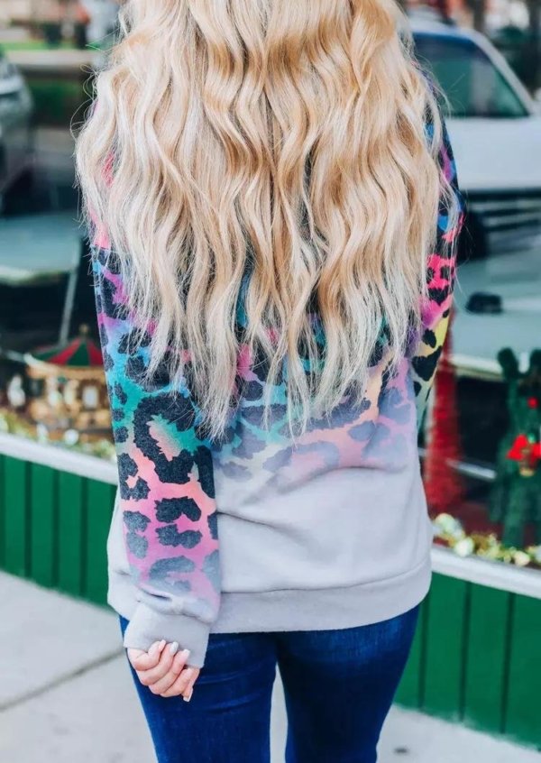 Colorful Leopard Gradient O-Neck Sweatshirt